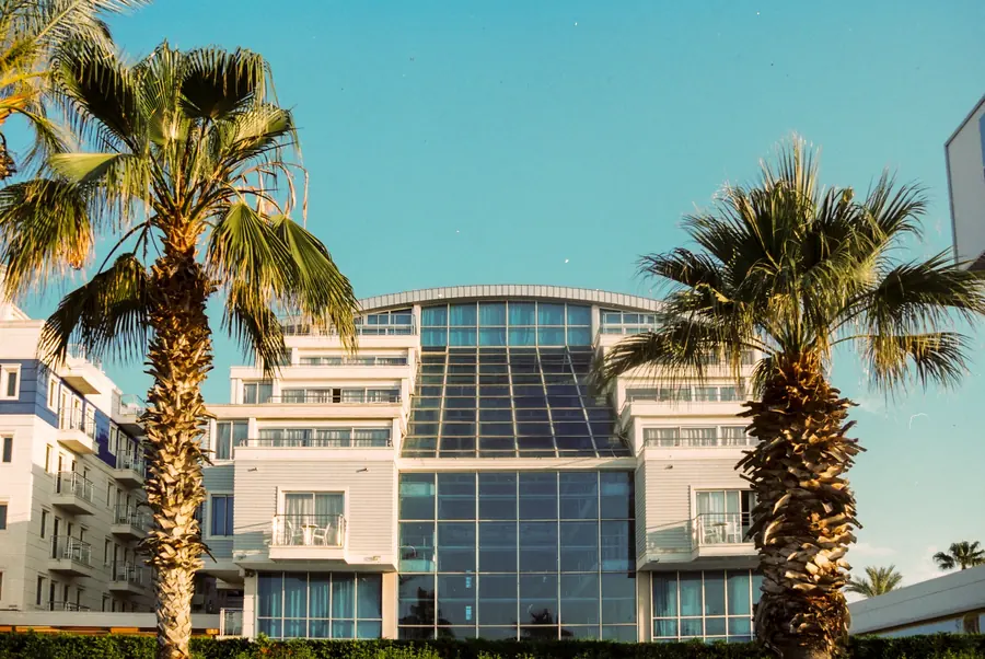 Luxury resort and HOA property exterior